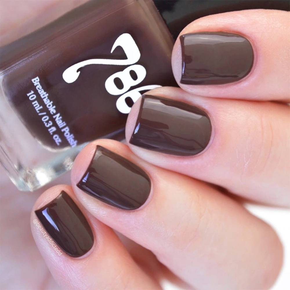 786 breathable nail polish in Aswan dark brown